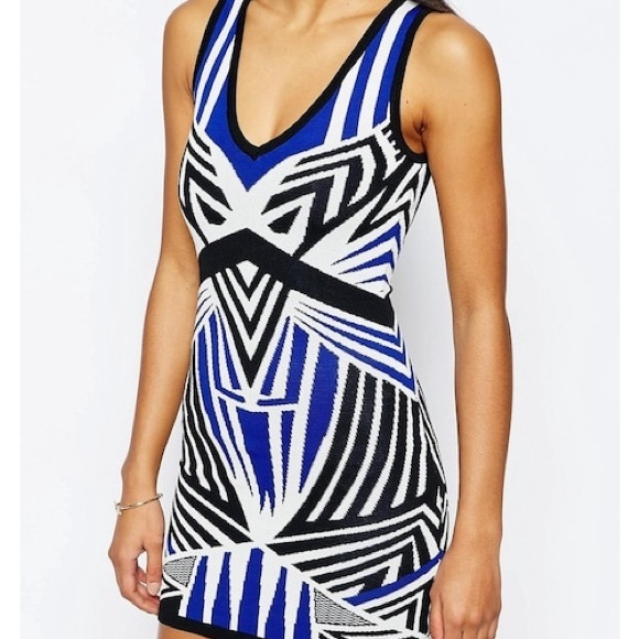 WOW Mini Geometric Dress - Picture 3 of 6